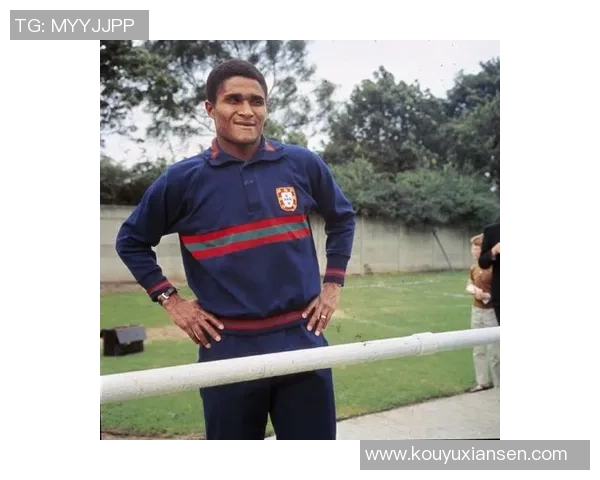 历届足球明星绰号大盘点揭秘他们背后的故事与传奇